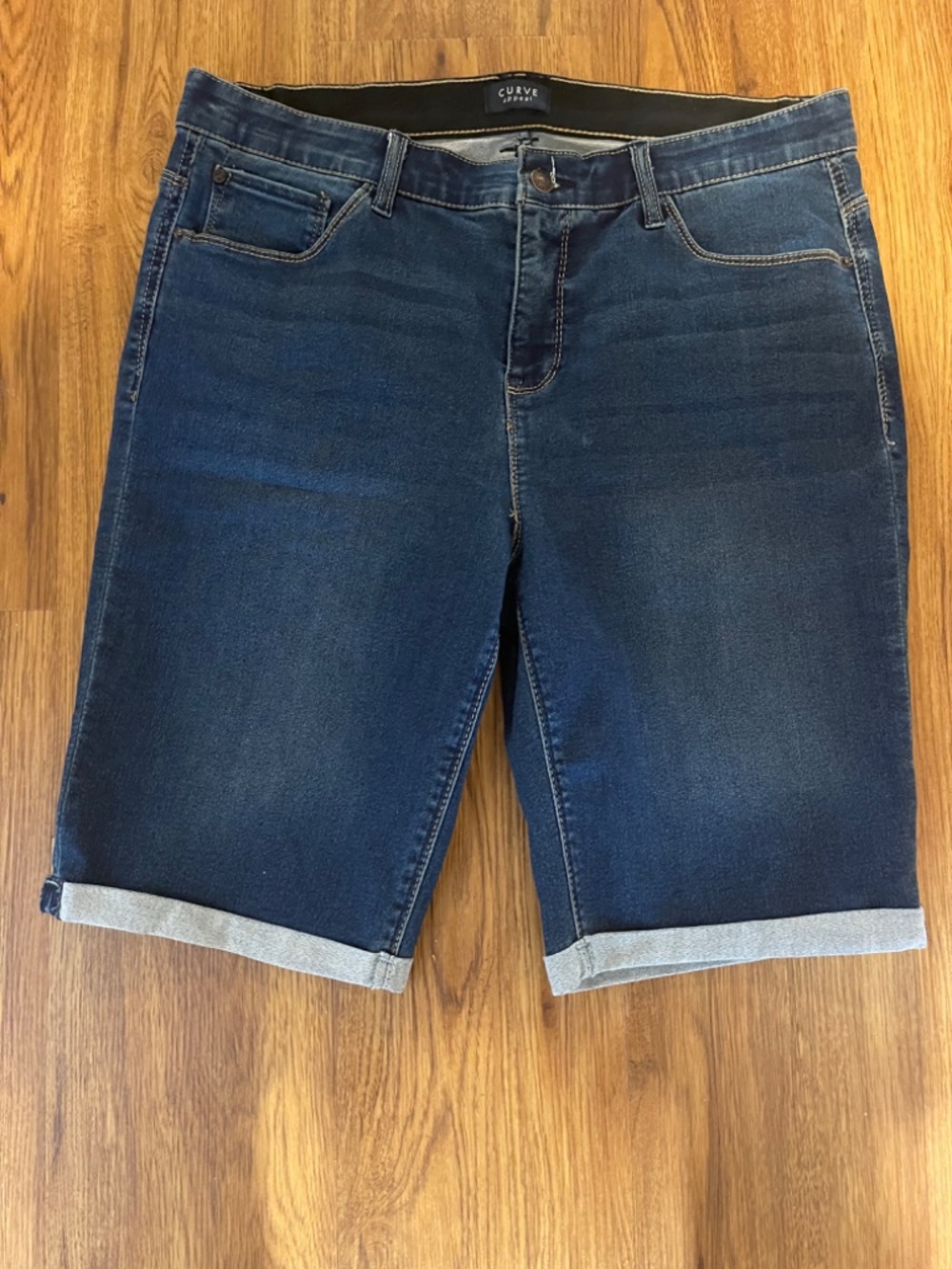 Curve Appeal Jean Shorts - Picture 5 of 9